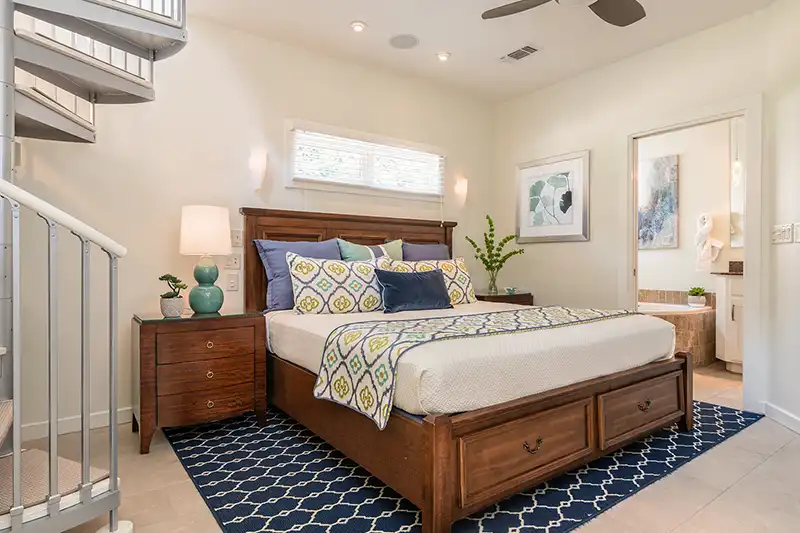room thumbnail Lake Loft Suite one